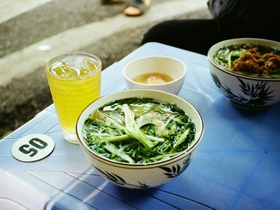 /storage/photos/2/Đồ ăn Việt Nam/6_1761550051_DIvzXj59.webp